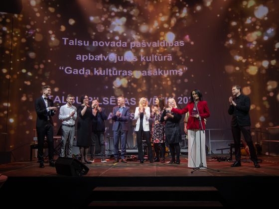 kopbilde balvas ieguvējiem - Talsu Tautas nama kolektīvam - nominācijā ''Gada kultūras pasākums'' (63)
