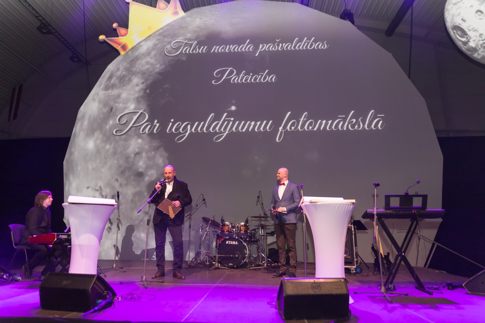 Runā Valts Kleins, balvas pasniedzējs (52)