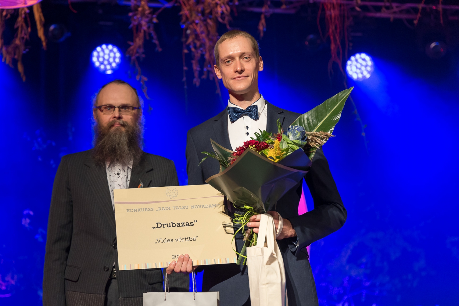 Balvu pasniegšana nominācijā „Vides vērtība” zemnieku saimniecībai „Drubazas” Sabilē (24)