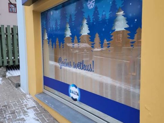 Balta skatlogs Ziemassvētku noskaņās (19)