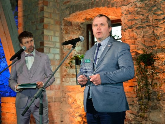 Balvu saņem Latvijas Sarkanā krusta pārstāvis Oskars Kļava (25)