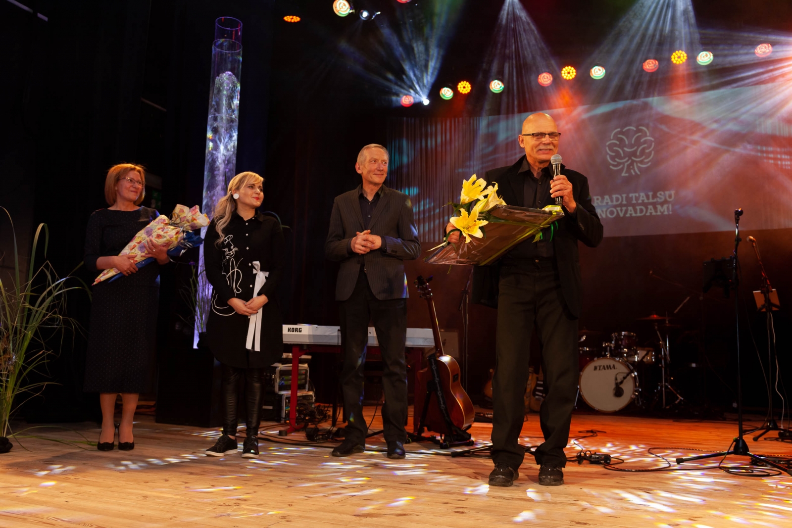 Inga Gluzda, Kristīne Briede, Dainis Kārkluvalks, Aivars Ormans (89)