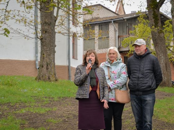 I. Busuļa muzikālā soliņa atklāšana (9)