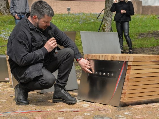 I. Busuļa muzikālā soliņa atklāšana (17)