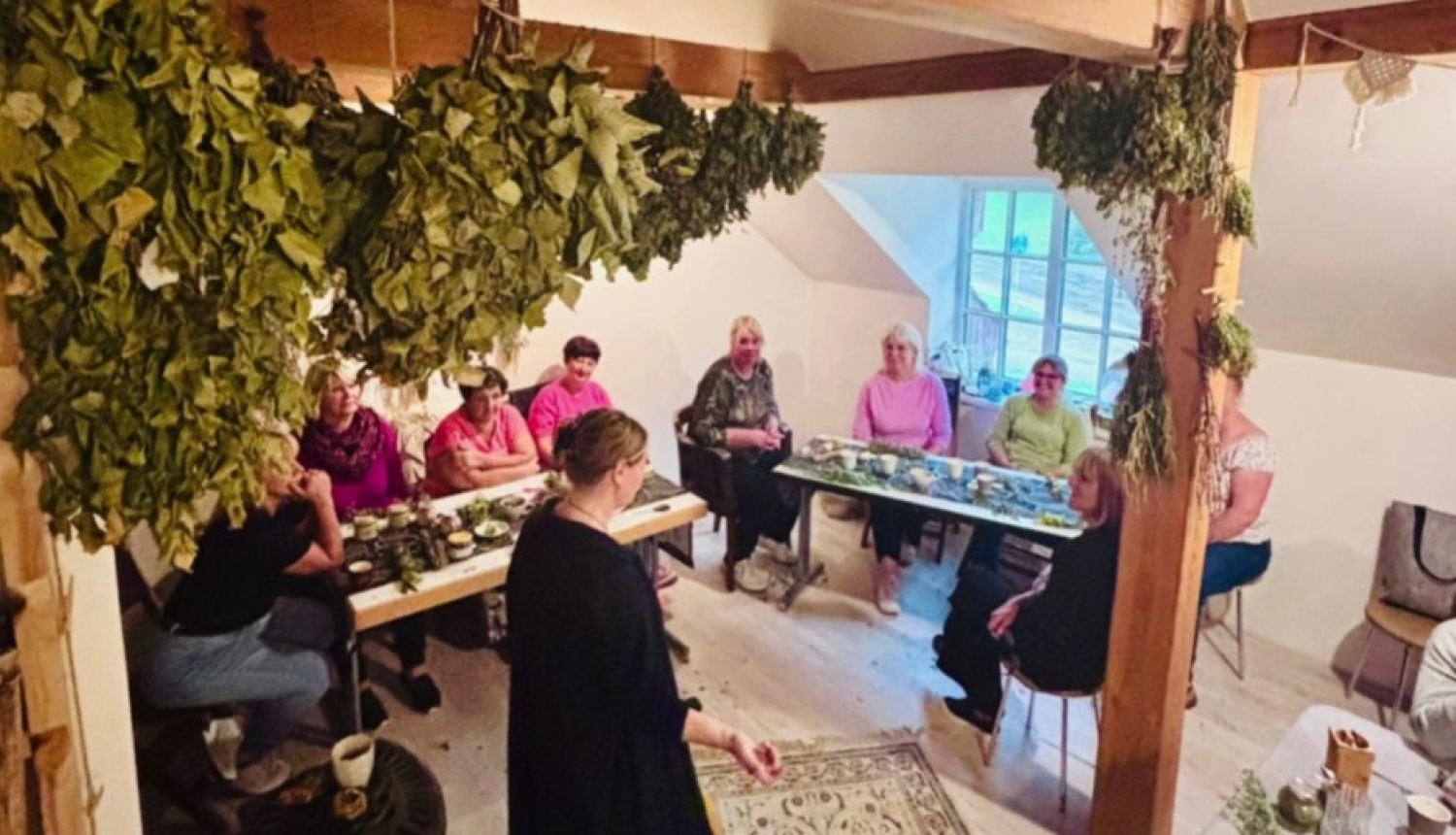 Pieaugušo izglītības dienās Talsu novadā aizvadīta nodarbība „Radošie darbi” moduļa „Eko izstrādājumi”