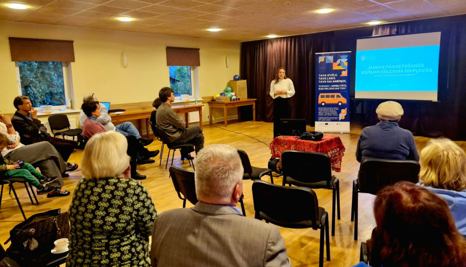 Ķūļciemā un Pļavās plāno jaunas pārvietošanās iespējas – transportu pēc pieprasījuma un jaunu aplikāciju kopbraukšanas organizēšanai