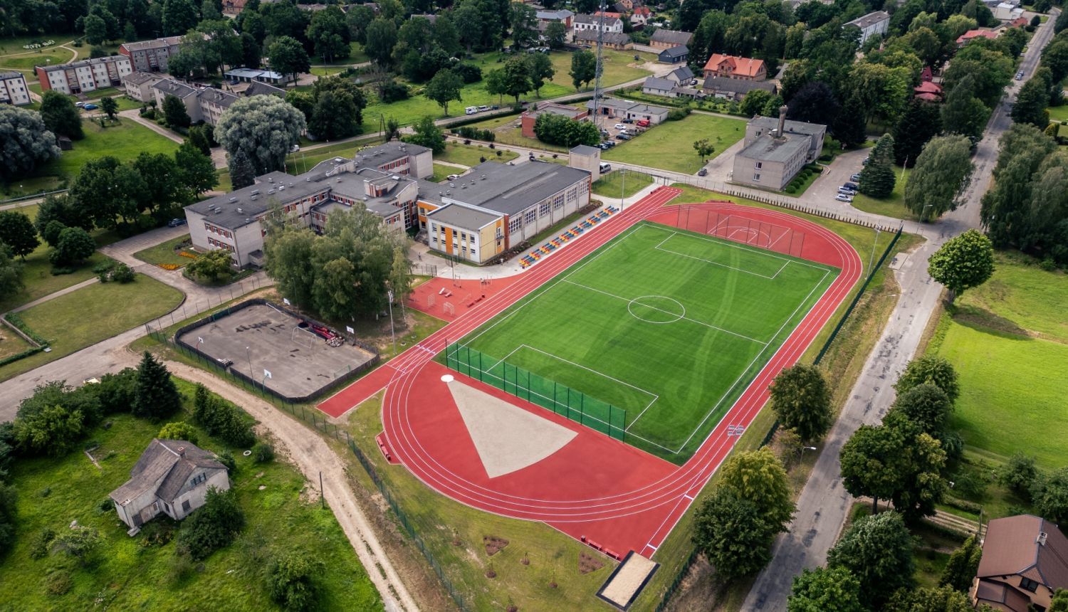 Valdemārpils vidusskolas sporta laukums