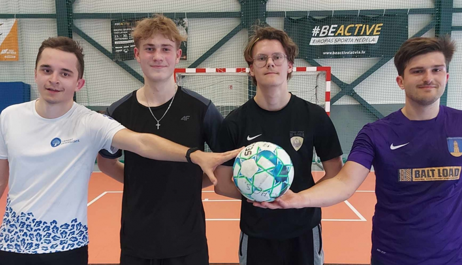 Mērsraga meistarsacīkšu futbolā 8. posms