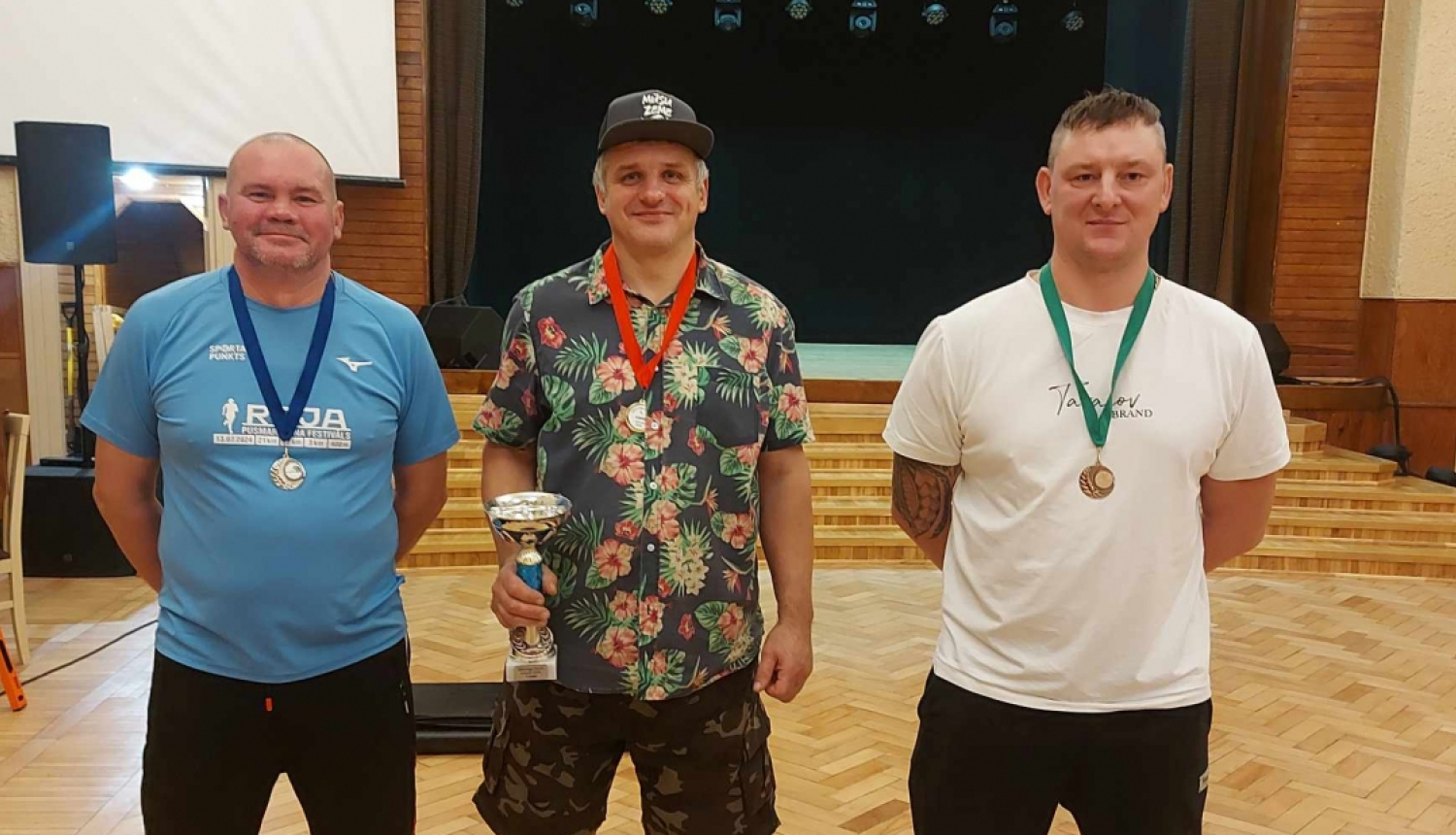 Mērsraga meistarsacīkšu novusā 9. posma un Mērsraga kausa izcīņas uzvarētāji