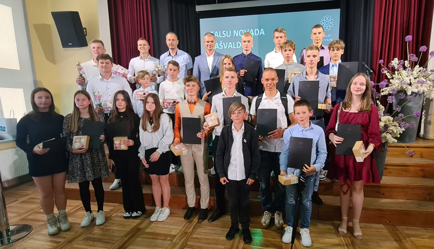 Noslēdzot mācību gadu, sumina Talsu novada skolēnus