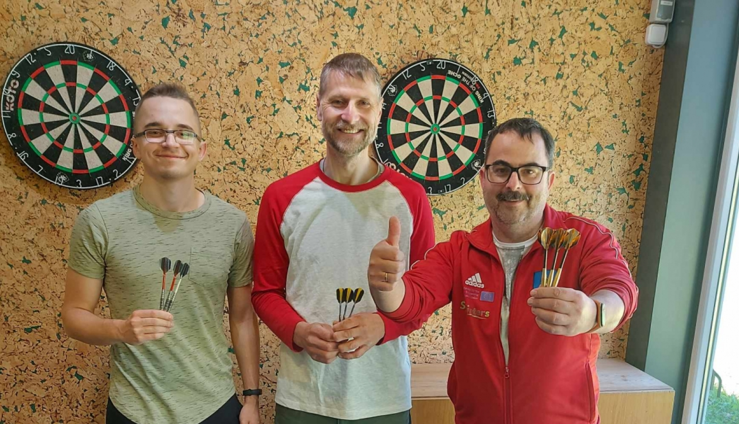 Uzvarētāji. Mērsraga meistarsacīkšu šautriņmešanā 5. posms