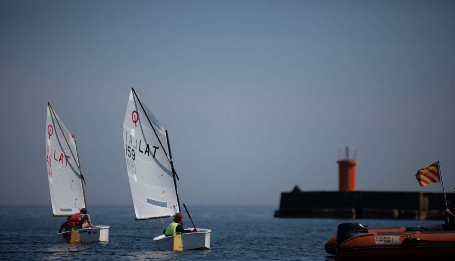 Sezonas atklāšanas sacensības burāšanā Rojā