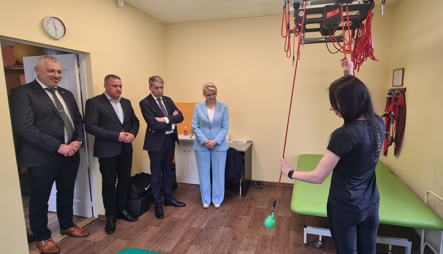 Talsu novadu oficiālajā darba vizītē apmeklēja labklājības ministrs Uldis Augulis