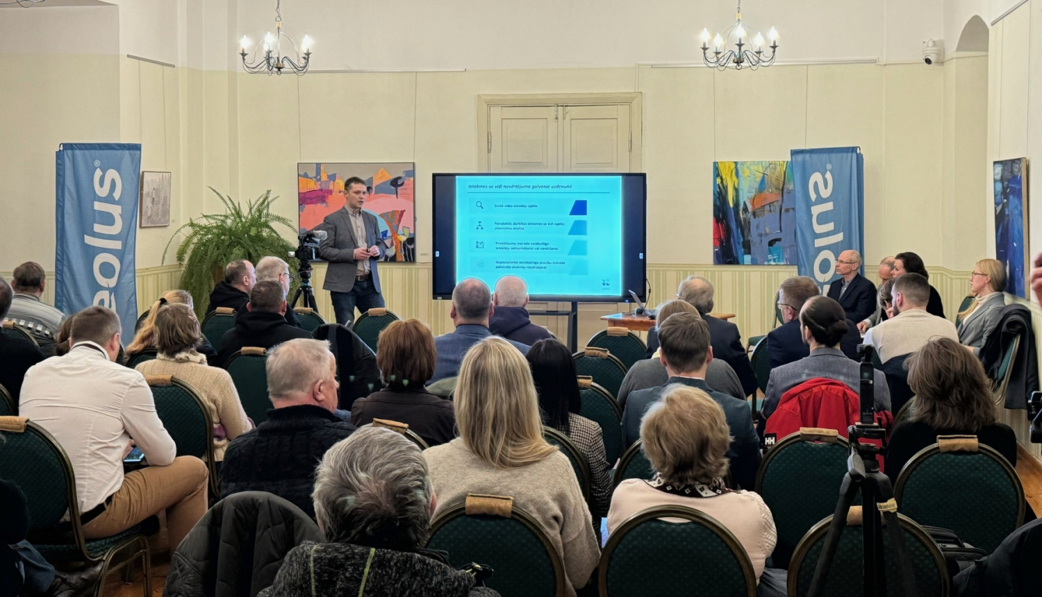 Valpenes vēja parka apspriešana