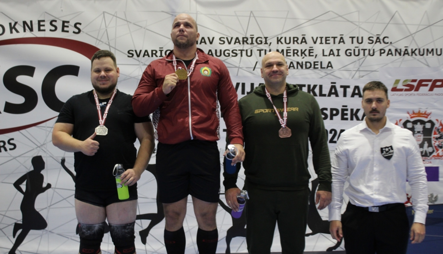 Sporta kluba „Dandijs” sportisti startē Latvijas Open čempionātā spēka trīscīņā